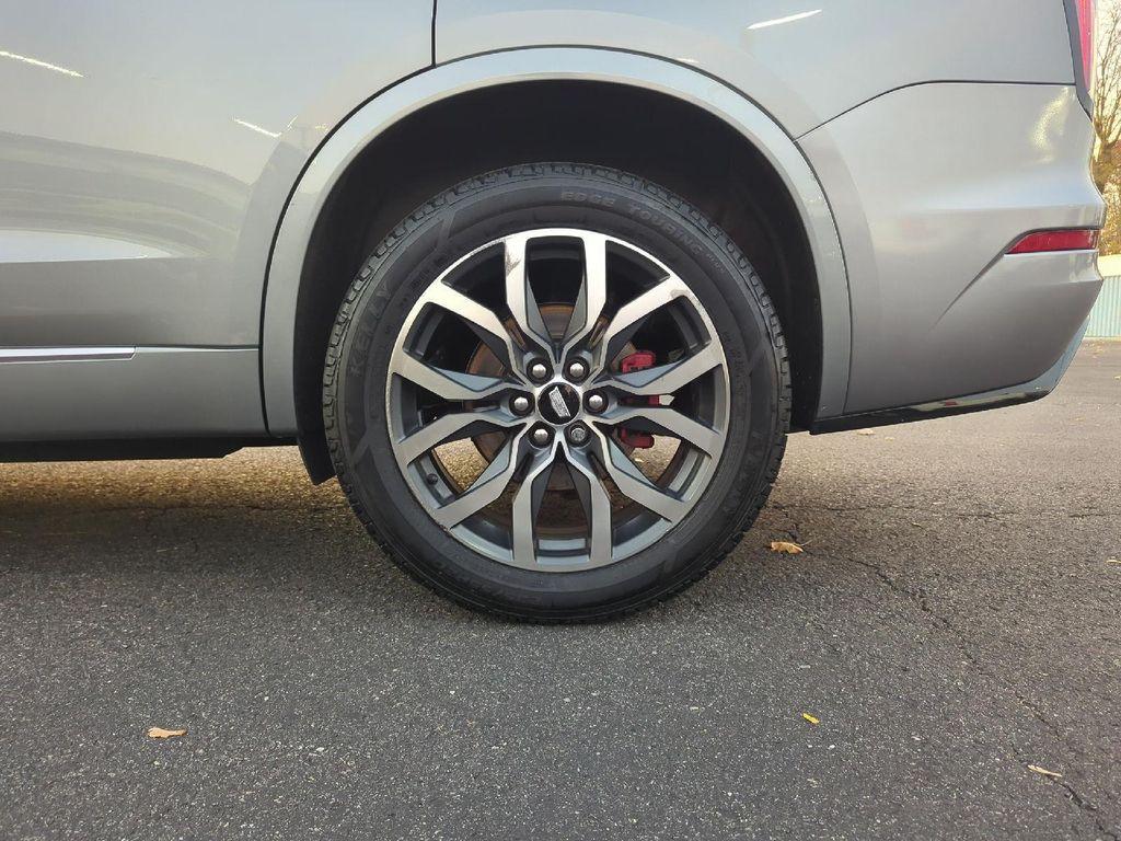 used 2023 Cadillac XT6 car, priced at $39,998