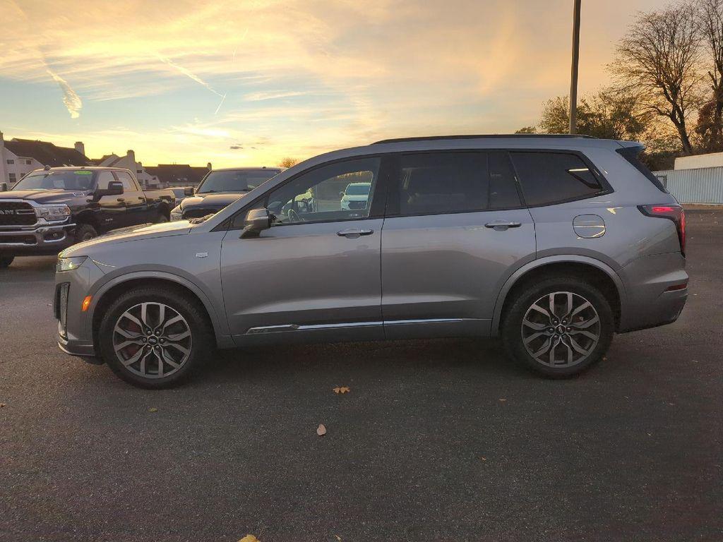 used 2023 Cadillac XT6 car, priced at $39,998