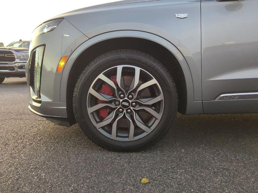 used 2023 Cadillac XT6 car, priced at $39,998
