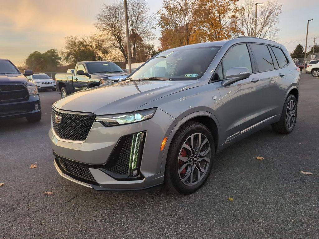 used 2023 Cadillac XT6 car, priced at $39,998