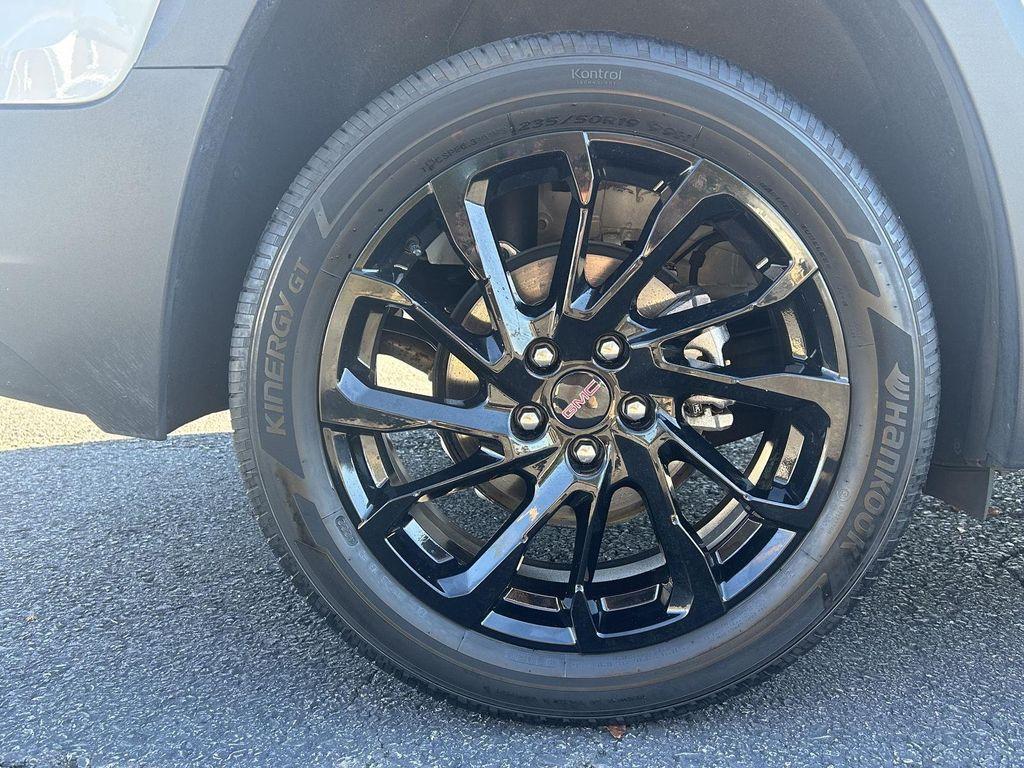 used 2023 GMC Terrain car, priced at $25,998