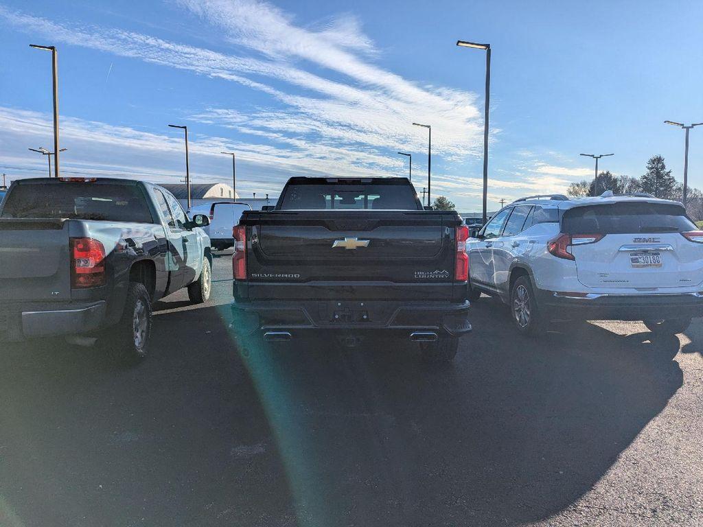 used 2025 Chevrolet Silverado 1500 car, priced at $59,880