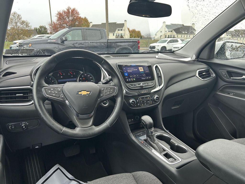 used 2024 Chevrolet Equinox car, priced at $25,998