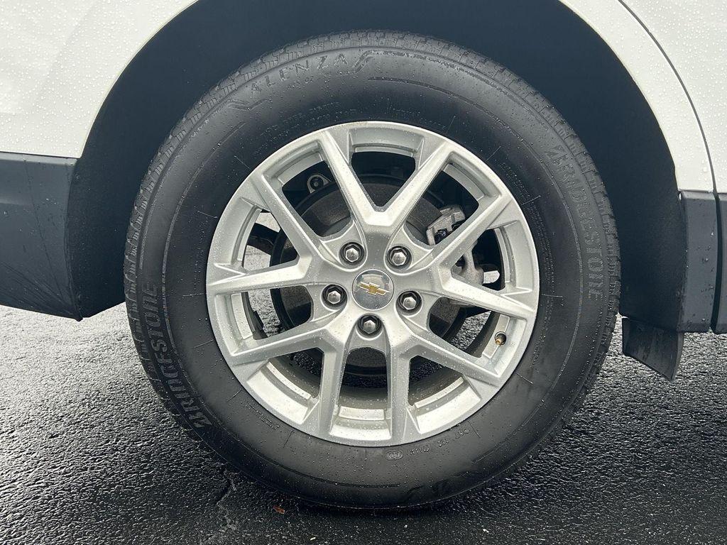 used 2024 Chevrolet Equinox car, priced at $25,998