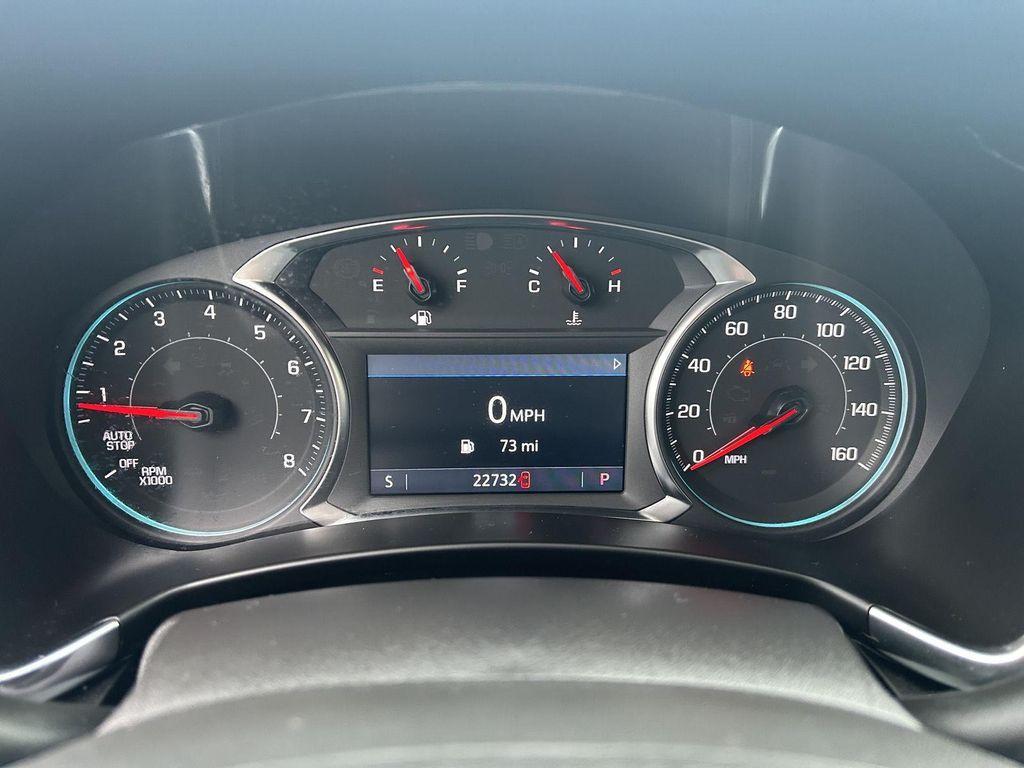 used 2024 Chevrolet Equinox car, priced at $25,998