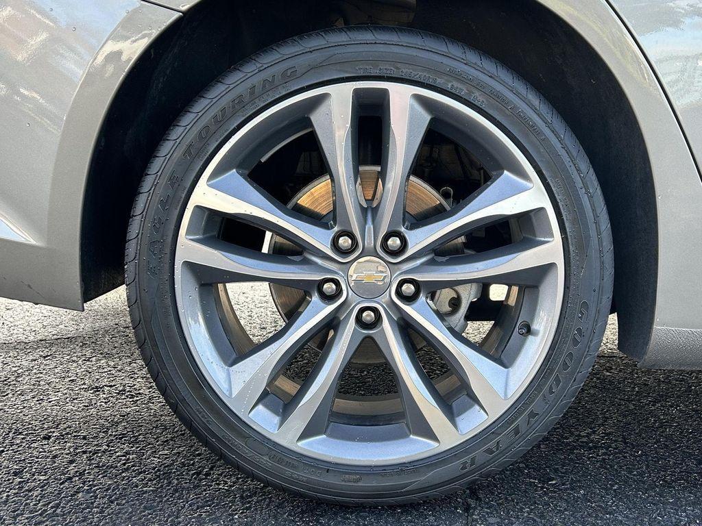 used 2024 Chevrolet Malibu car, priced at $20,990