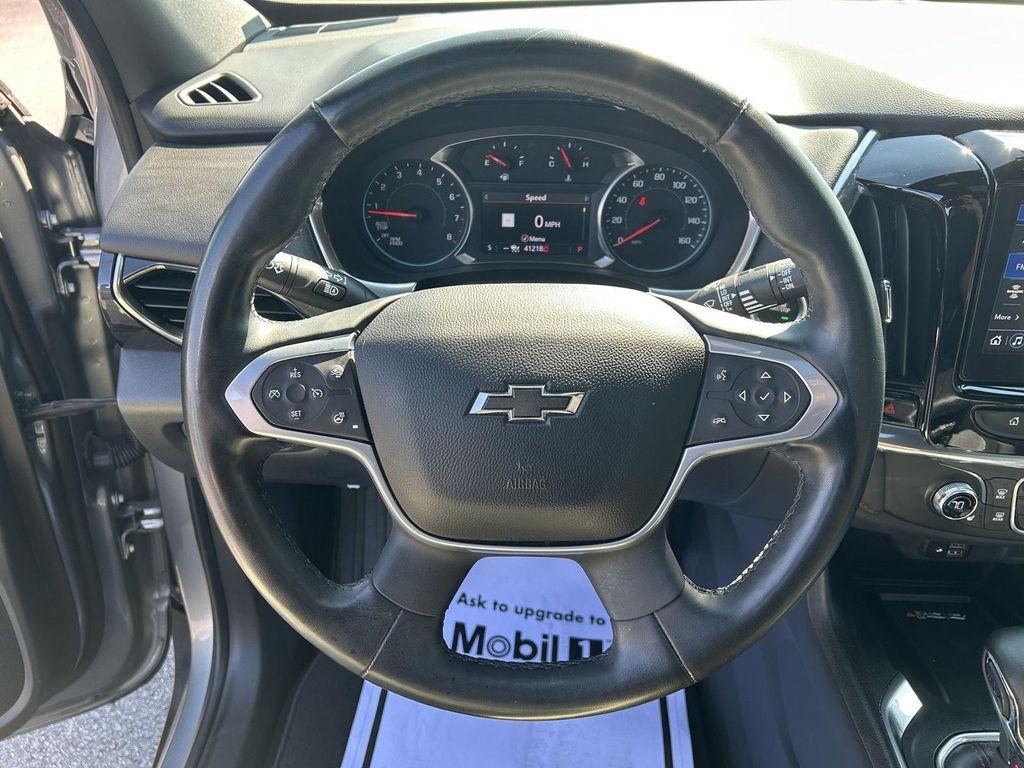 used 2023 Chevrolet Traverse car, priced at $37,995