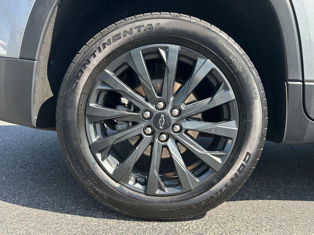 used 2023 Chevrolet Traverse car, priced at $37,995