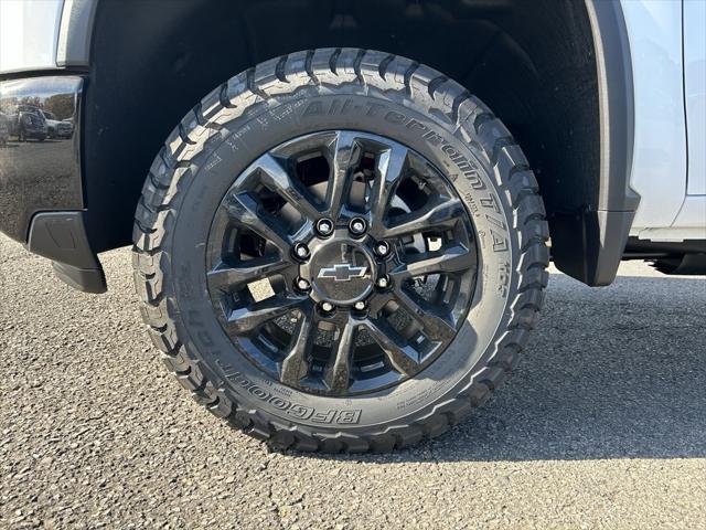 new 2025 Chevrolet Silverado 2500 car, priced at $66,640