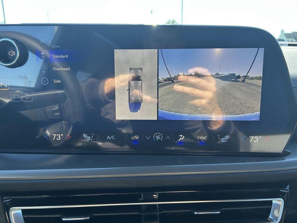 new 2026 Chevrolet Traverse car, priced at $47,215