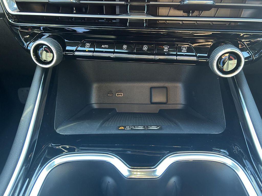 new 2026 Chevrolet Traverse car, priced at $47,215