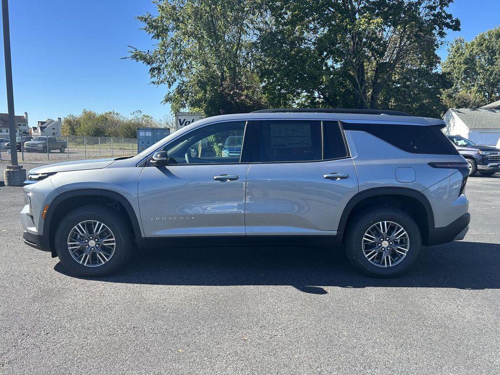 new 2026 Chevrolet Traverse car, priced at $47,215