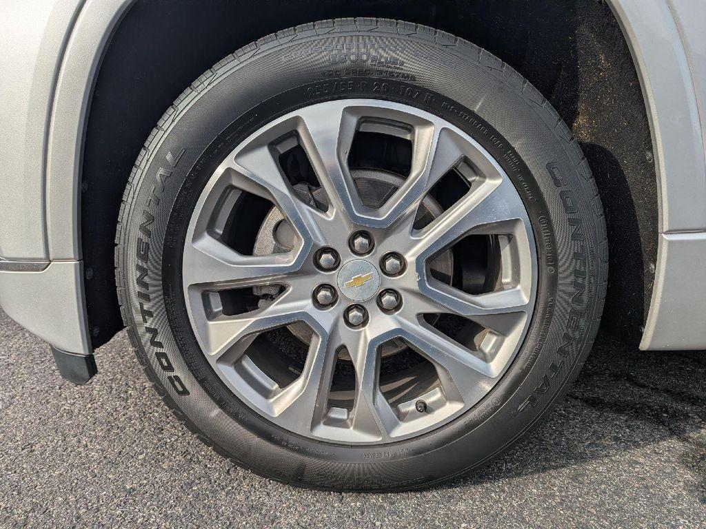 used 2018 Chevrolet Traverse car, priced at $17,998