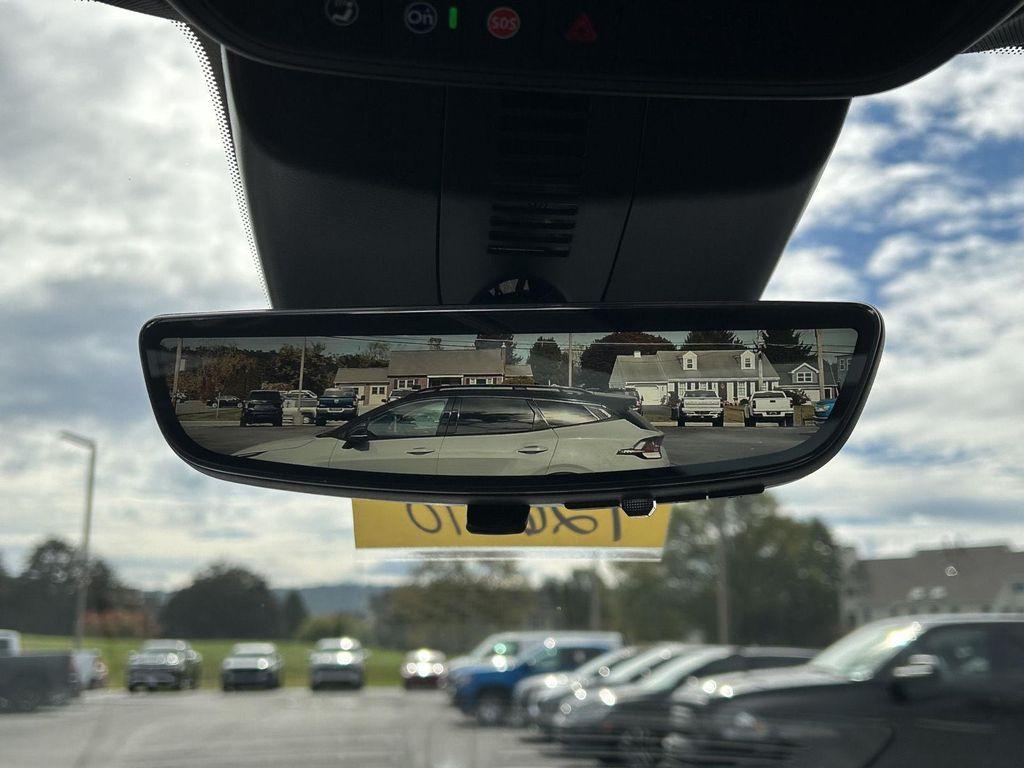 new 2026 Chevrolet Traverse car, priced at $58,450