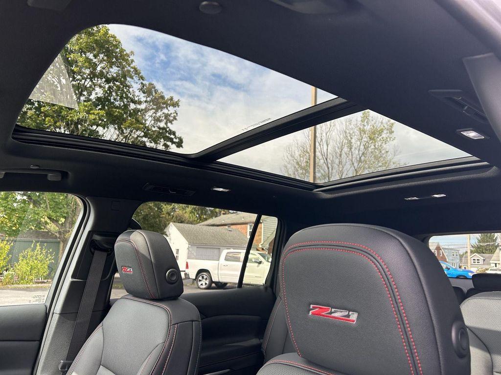 new 2026 Chevrolet Traverse car, priced at $58,450