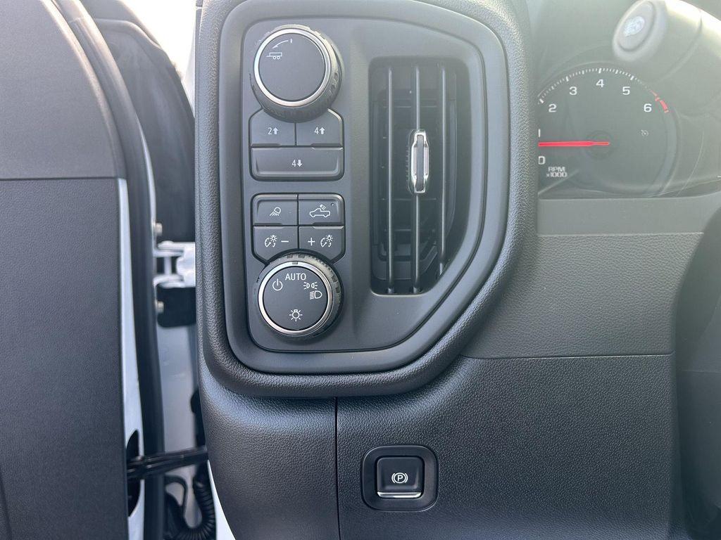 new 2025 Chevrolet Silverado 2500 car, priced at $56,000