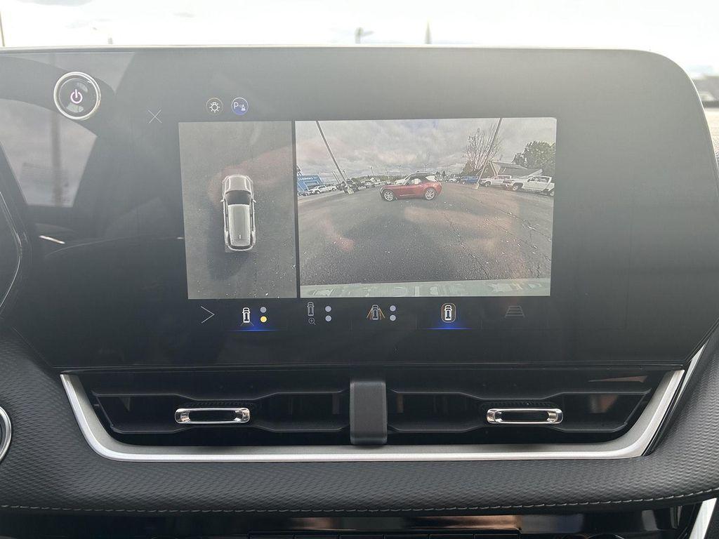 new 2026 Chevrolet Equinox car, priced at $37,135