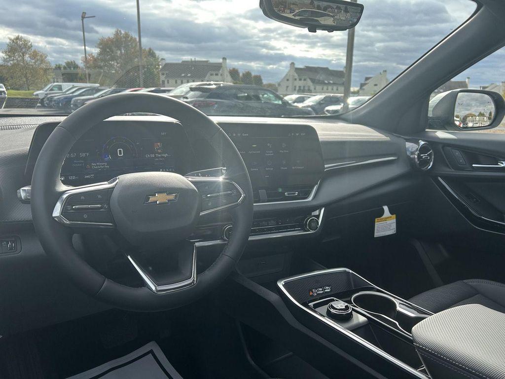 new 2026 Chevrolet Equinox car, priced at $37,135