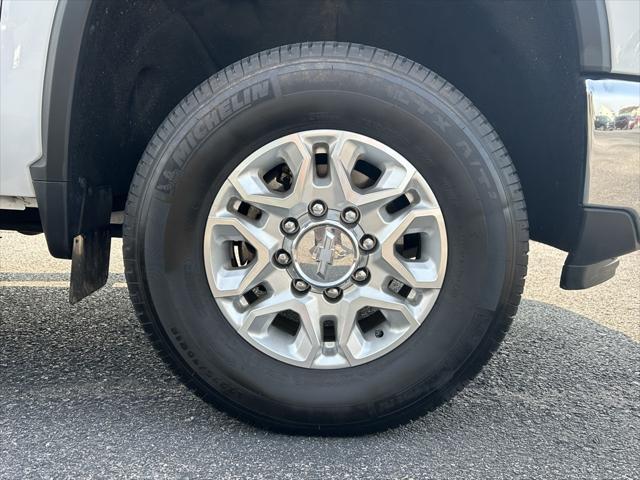 used 2024 Chevrolet Silverado 2500 car, priced at $65,998