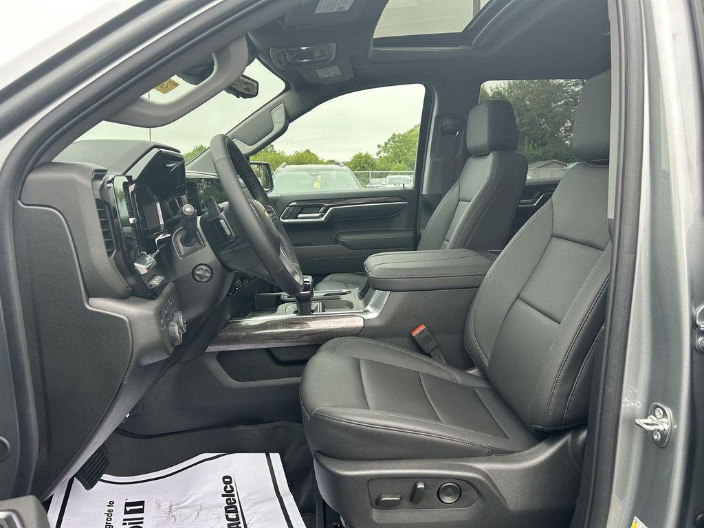new 2025 Chevrolet Silverado 1500 car, priced at $64,910