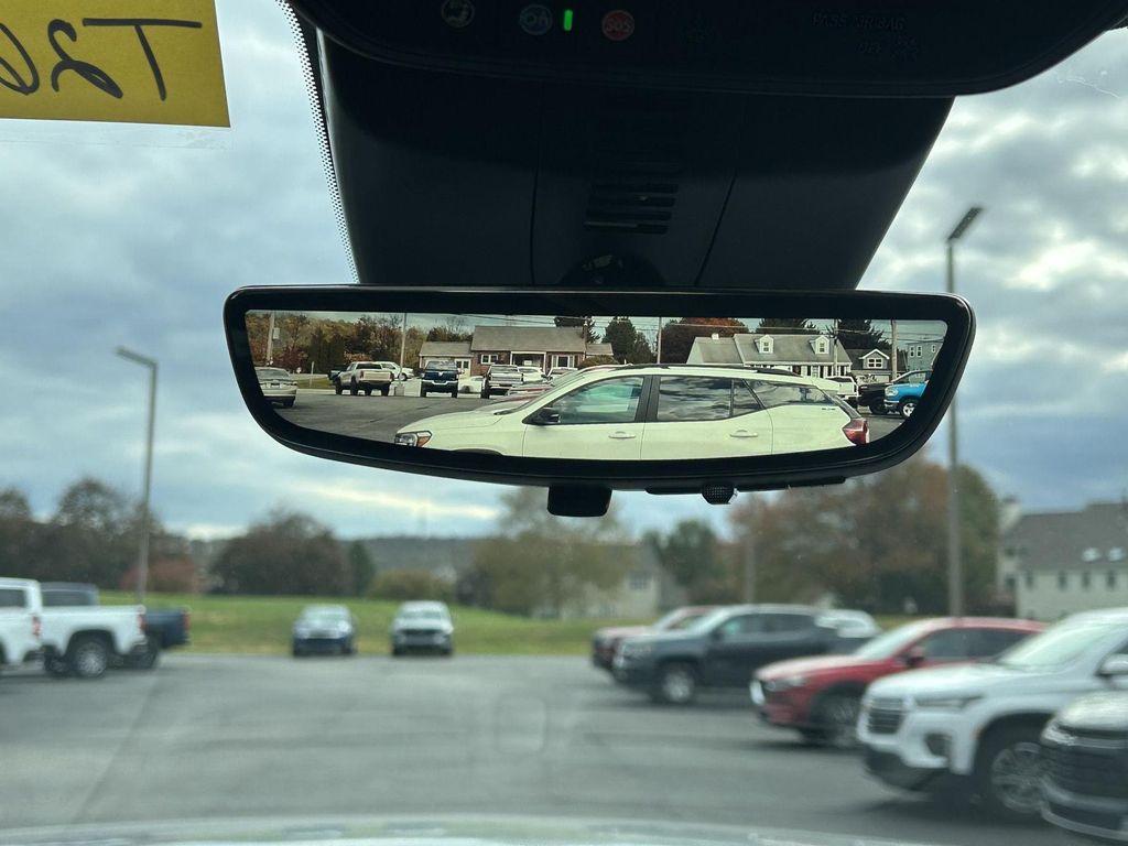 new 2026 Chevrolet Traverse car, priced at $53,715