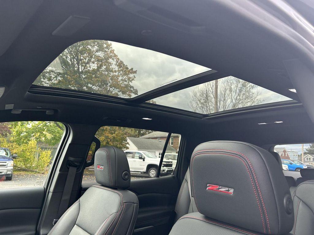 new 2026 Chevrolet Traverse car, priced at $53,715