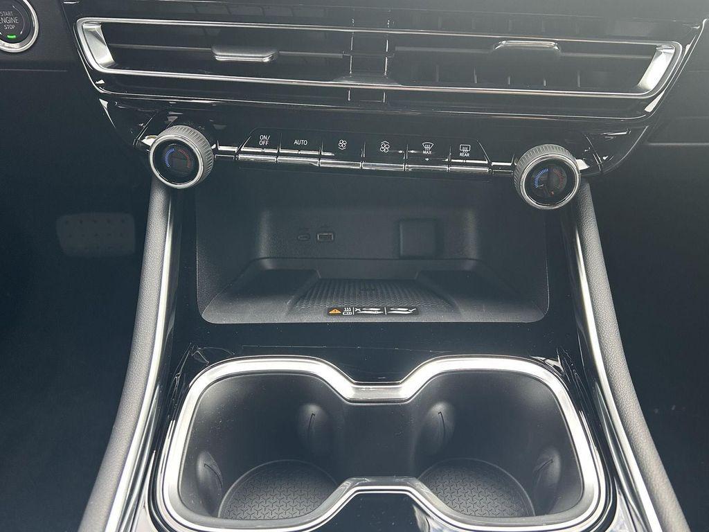 new 2026 Chevrolet Traverse car, priced at $53,715