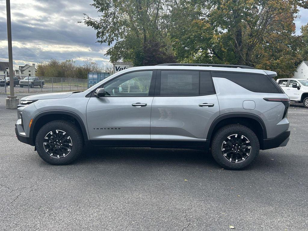 new 2026 Chevrolet Traverse car, priced at $53,715