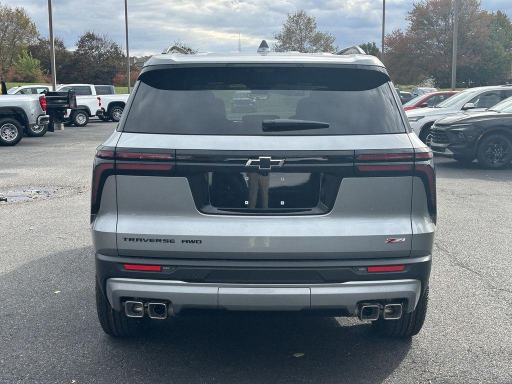 new 2026 Chevrolet Traverse car, priced at $53,715