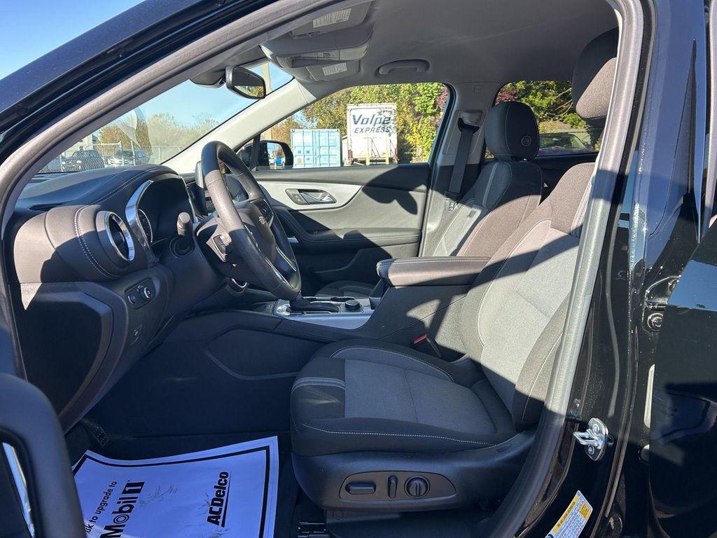 used 2023 Chevrolet Blazer car, priced at $30,998