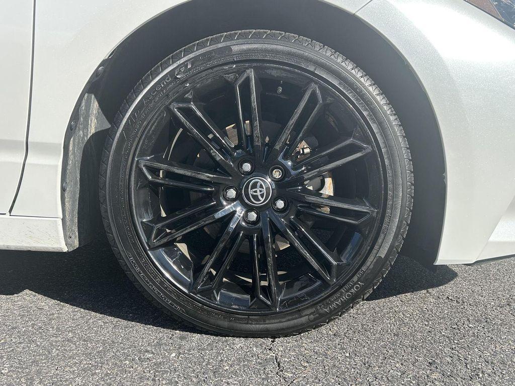 used 2022 Toyota Avalon Hybrid car, priced at $25,995