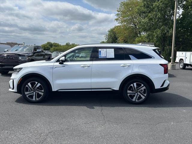 used 2023 Kia Sorento Hybrid car, priced at $34,500