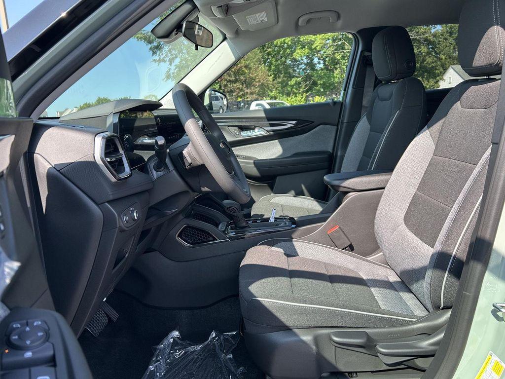 new 2026 Chevrolet TrailBlazer car, priced at $28,390