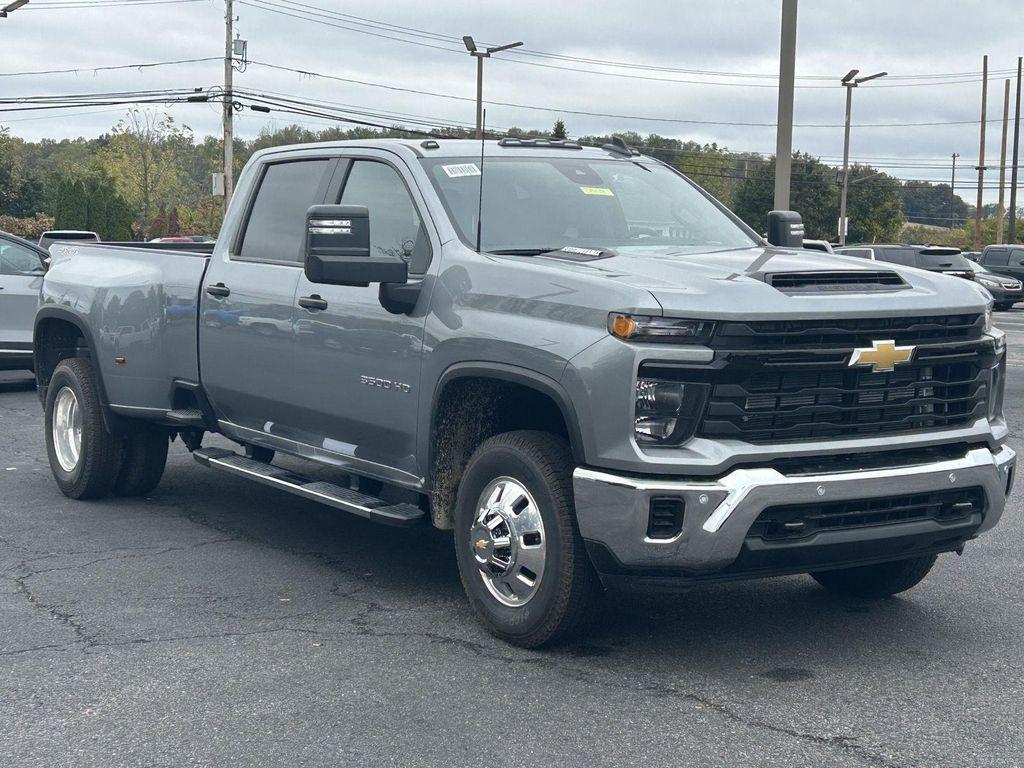 new 2026 Chevrolet Silverado 3500 car, priced at $73,125