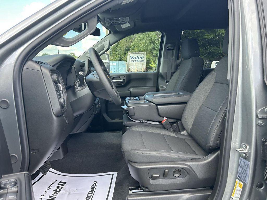 new 2025 Chevrolet Silverado 2500 car, priced at $56,550