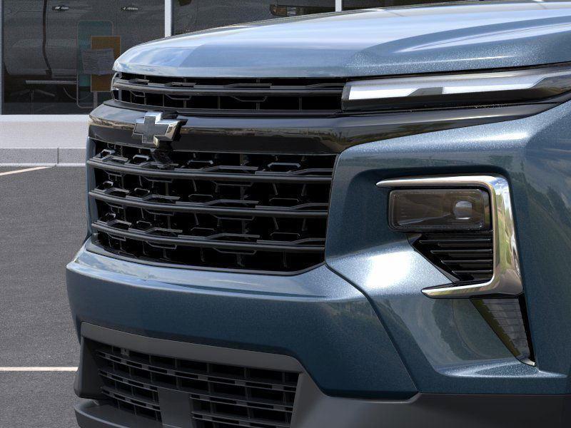 new 2026 Chevrolet Traverse car, priced at $49,205