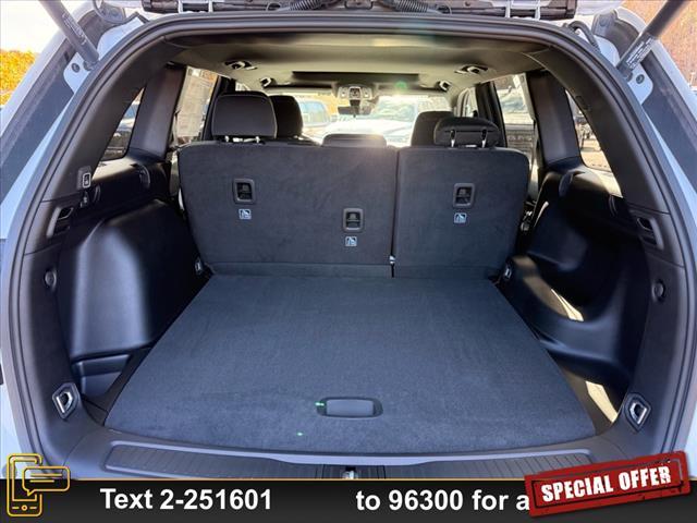 new 2025 Jeep Grand Cherokee car, priced at $43,575