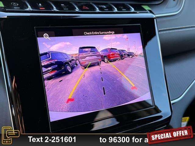 new 2025 Jeep Grand Cherokee car, priced at $43,575