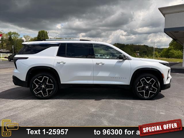 new 2025 Chevrolet Traverse car, priced at $60,180