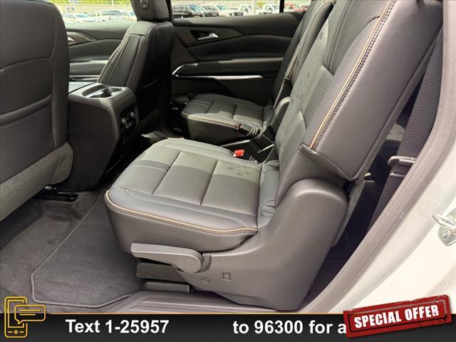 new 2025 Chevrolet Traverse car, priced at $60,180