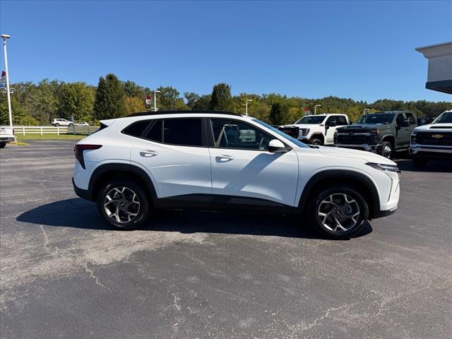 new 2025 Chevrolet Trax car, priced at $26,065