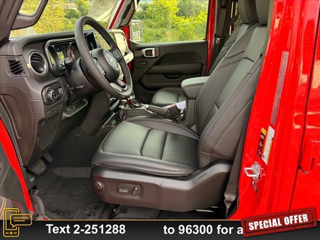 new 2025 Jeep Gladiator car, priced at $49,410