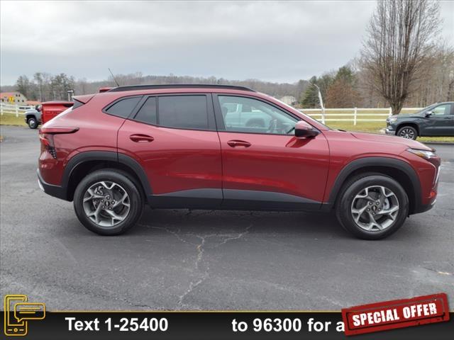 new 2025 Chevrolet Trax car, priced at $25,550