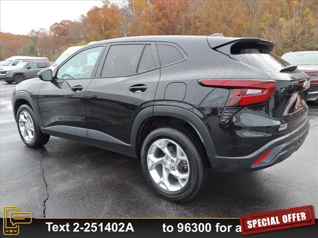 used 2024 Chevrolet Trax car, priced at $22,999