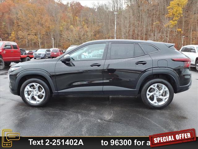 used 2024 Chevrolet Trax car, priced at $22,999