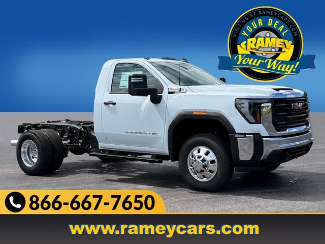 new 2025 GMC Sierra 3500 car, priced at $66,644