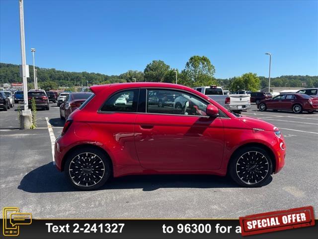 new 2024 FIAT 500e car, priced at $31,595