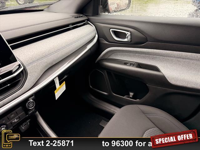 new 2025 Jeep Compass car, priced at $29,490