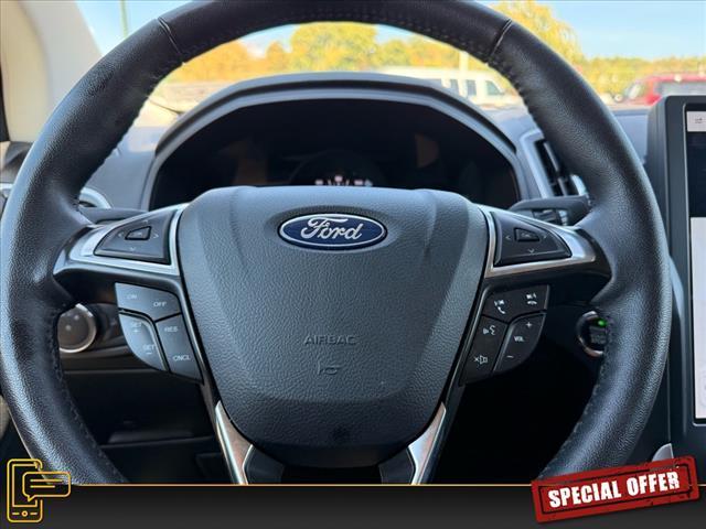 used 2024 Ford Edge car, priced at $28,999