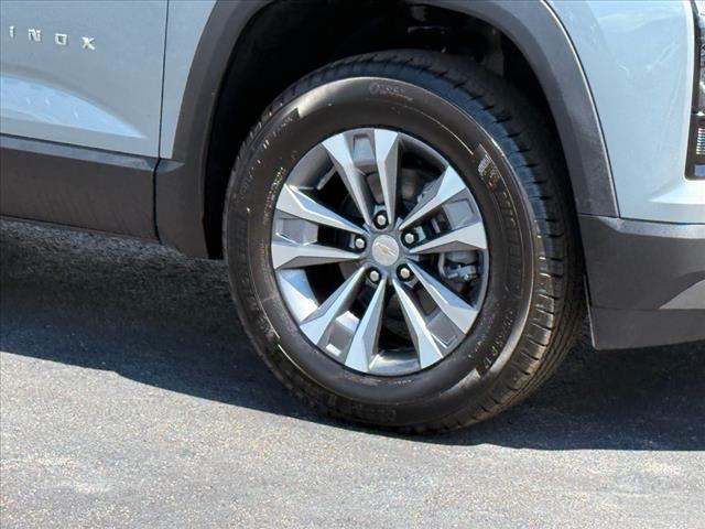 new 2026 Chevrolet Equinox car, priced at $32,330